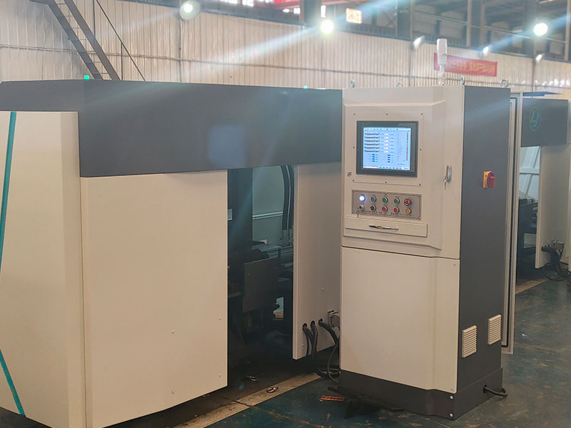 HQ600-S-7P מכונת CNC לניקוב וחיתוך פסי נחושת | ציוד 7 תחנות ללוחות